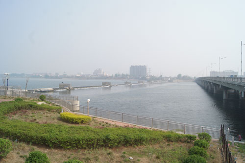 南陽(yáng)市白河第二橡膠壩.JPG
